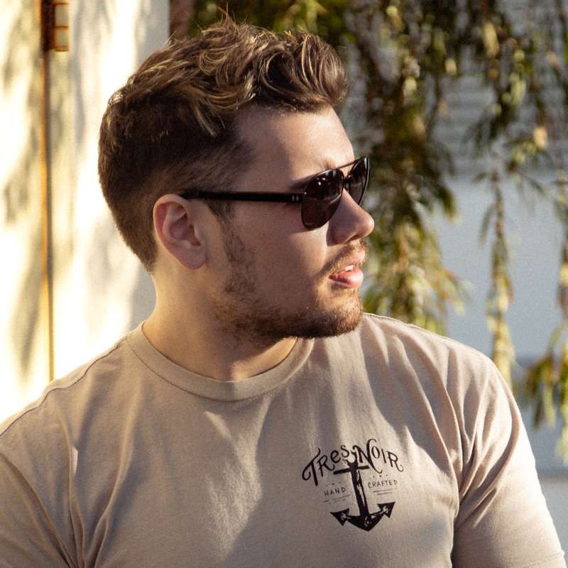 The Captain Lifestyle Image 3