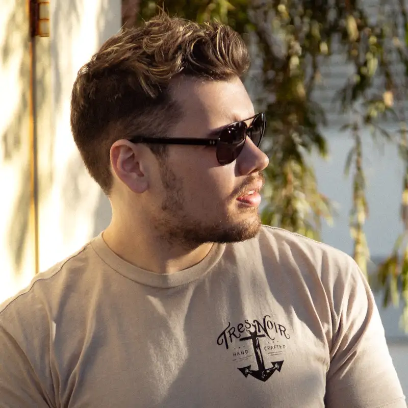 The Captain Lifestyle Image 3