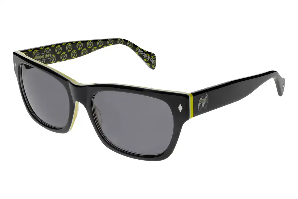 45s Mooneyes Black - Angle