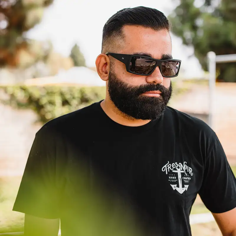 Bronson Lifestyle Image 1