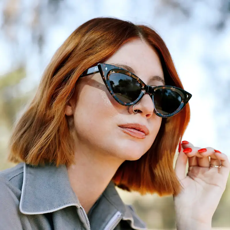 Bardot Lifestyle Image 1